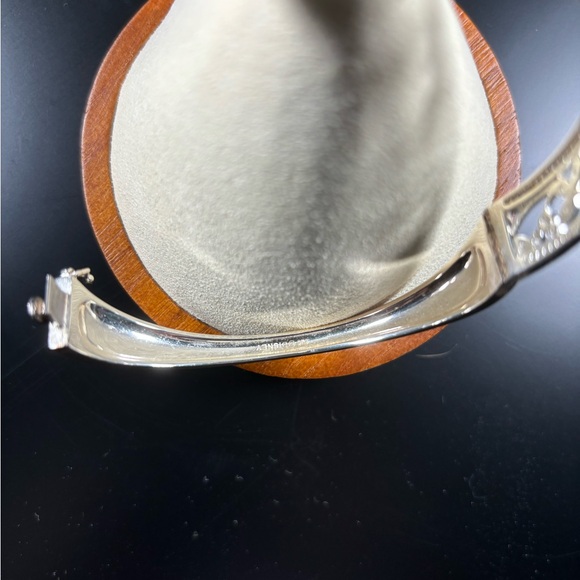 Disney Rhinestone Bangle - Picture 4 of 8